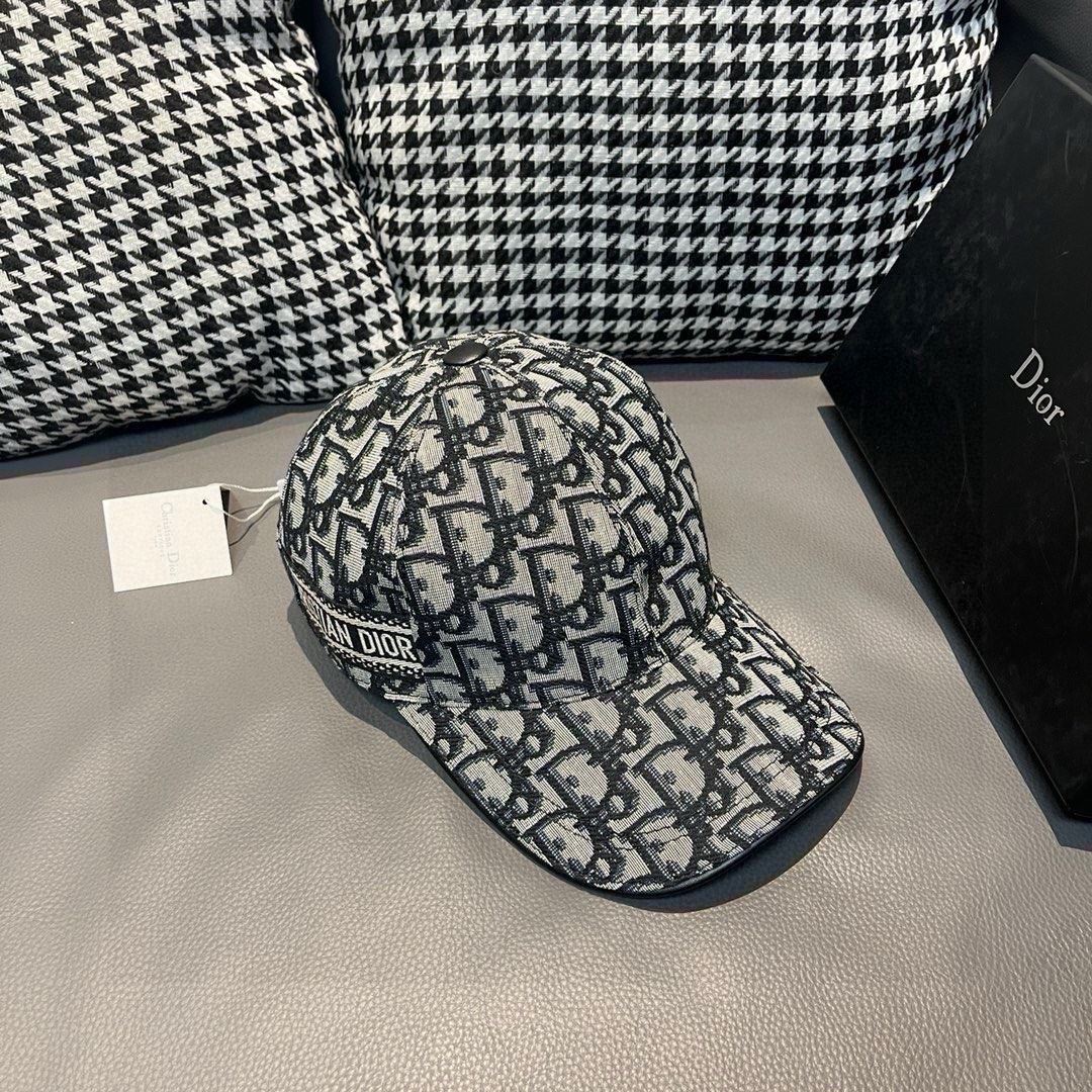 Christian Dior Caps